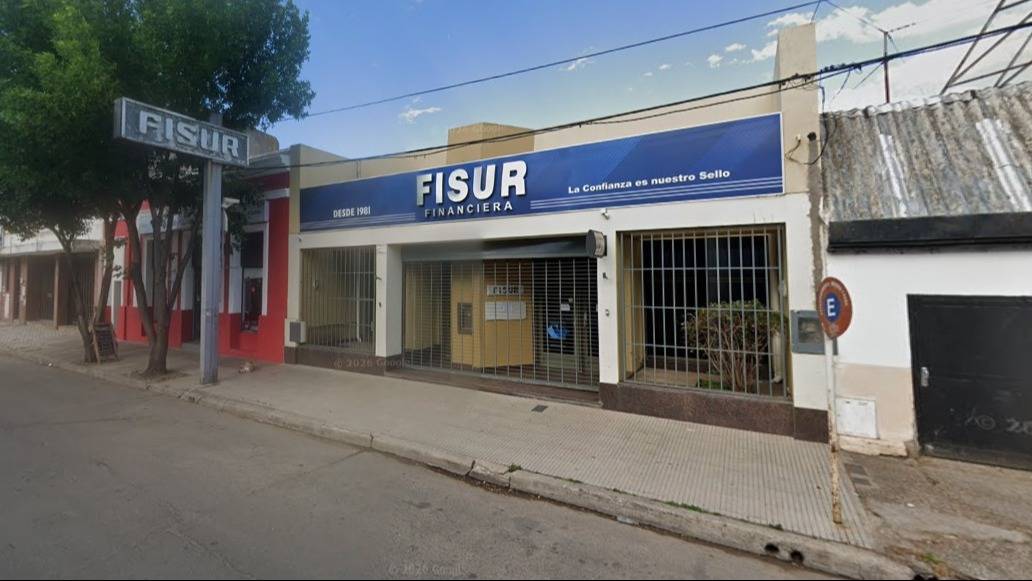 Tensión en Punta Alta: vecinos reclaman sus ahorros frente a una financiera local