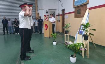 Homenaje al bombero Néstor Siracusa