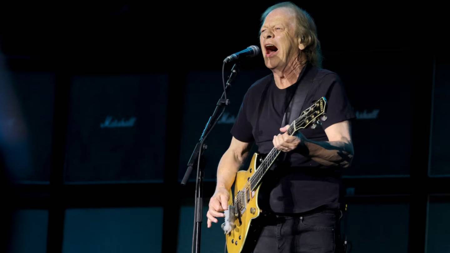 Internaron en Buenos Aires a Stevie Young, guitarrista de AC/DC: qué se sabe hasta el momento