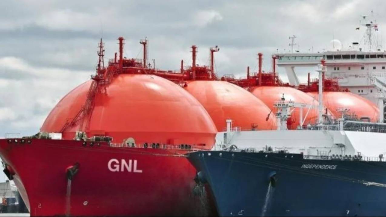 La guerra en Medio Oriente complica la importación de gas para el invierno