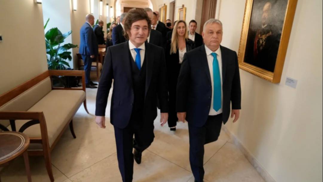 Javier Milei fue recibido por Víktor Orban en Hungría