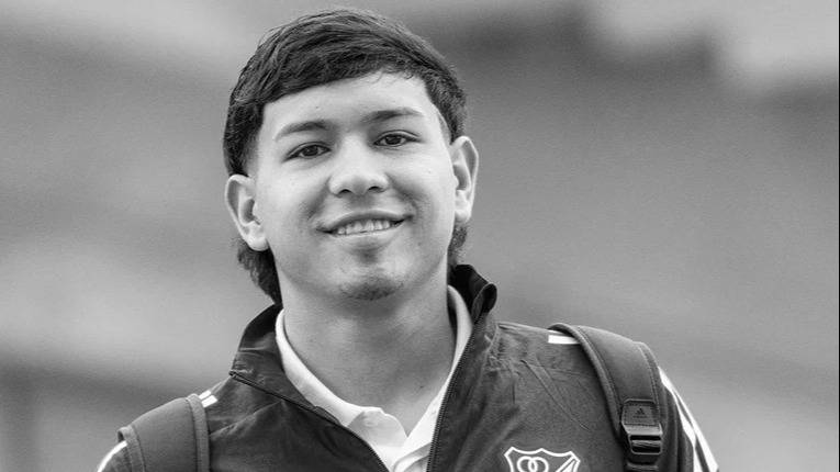 Tristeza en Colombia: murió un futbolista de 18 años tras desplomarse en pleno partido