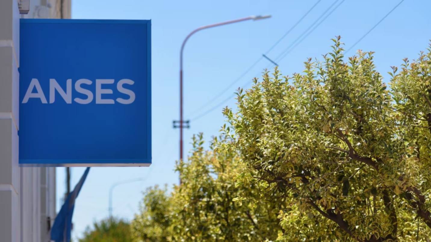 La ANSES definió el cronograma de pagos completo de abril