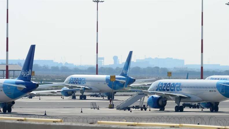 Kuwait: un depósito de combustible del aeropuerto se incendió tras un ataque con drones y misiles