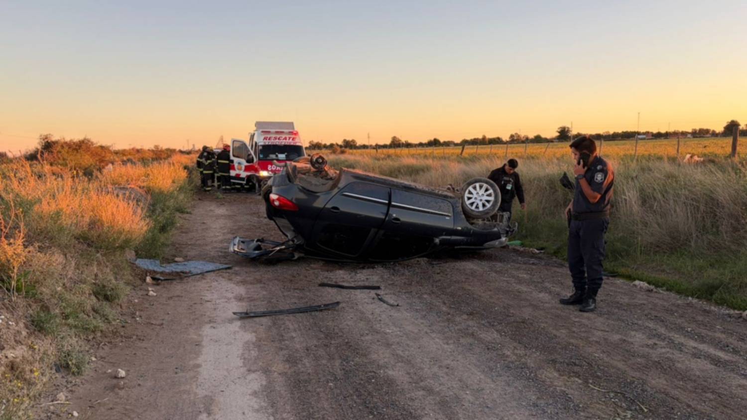 Tras un vuelco en Stroeder, hospitalizaron a un automovilista