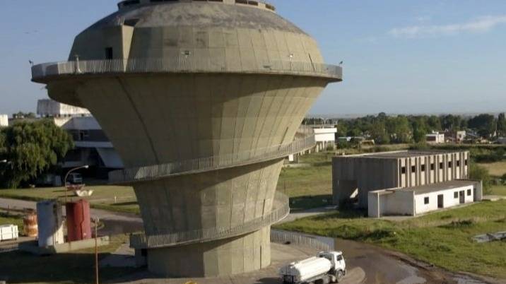 De los Alpes a la planta Patagonia: la obra que deslumbró a un fotógrafo de arquitectura
