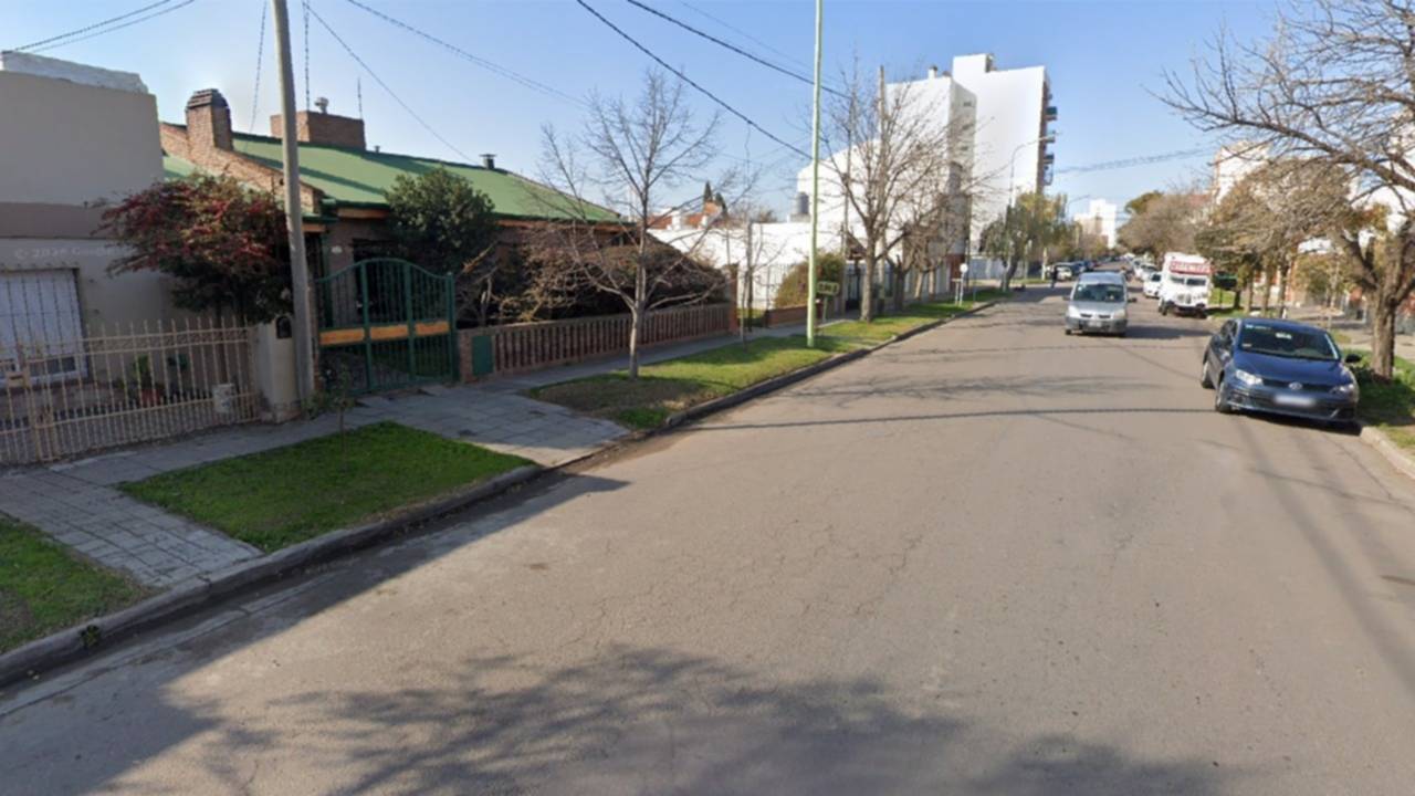 Roban a mano armada a una pareja en su casa de barrio Universitario