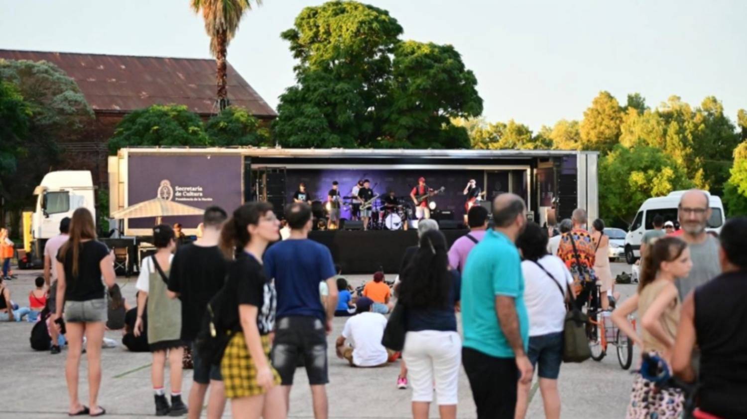 Ritmos Argentinos, una propuesta que llega en camión a Coronel Pringles