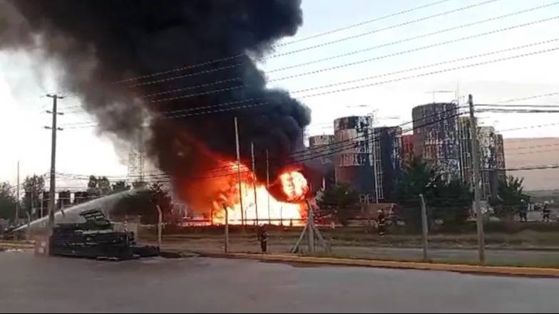 Un operario murió y otro resultó herido tras un incendio en una refinería de Pilar