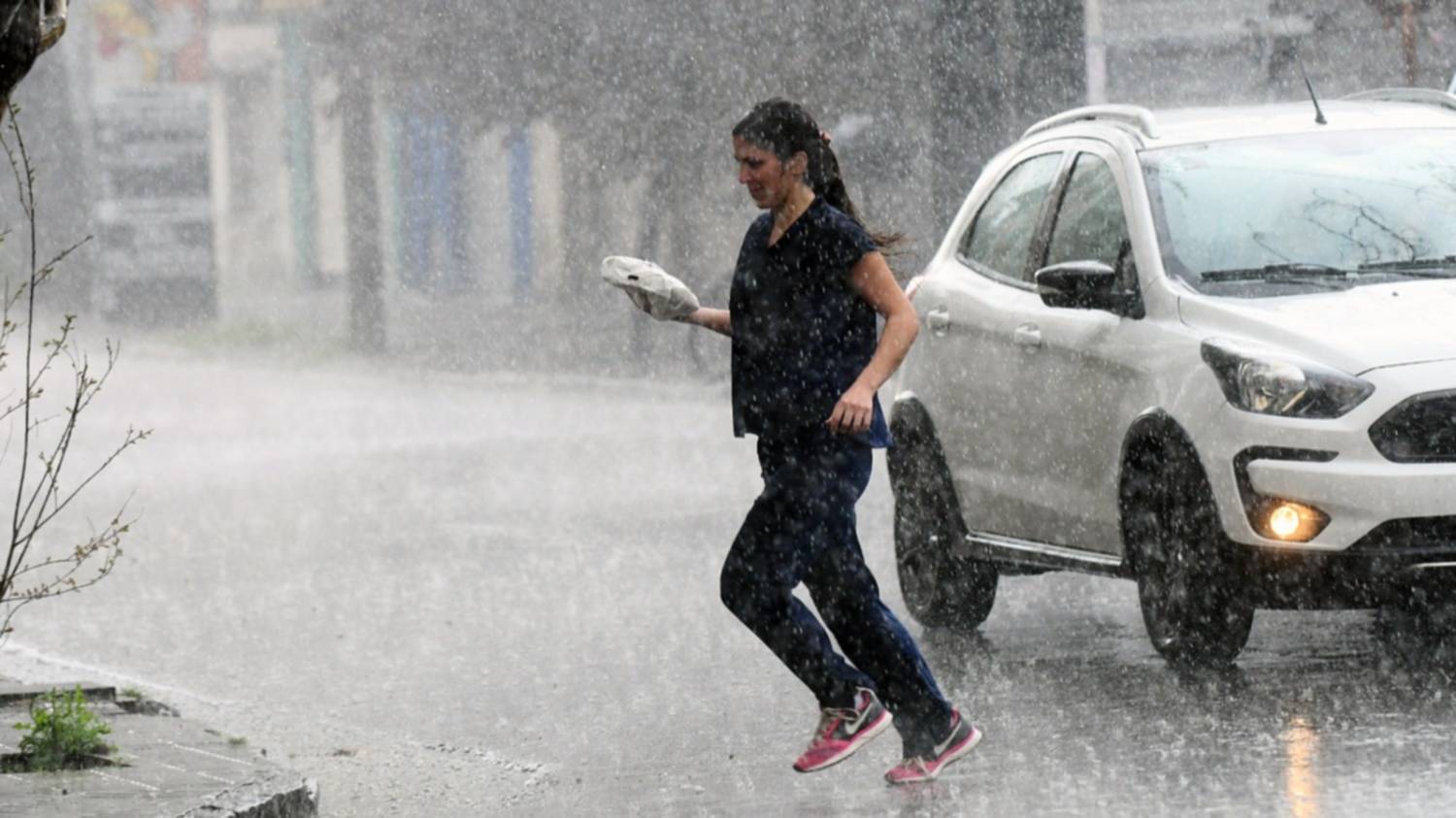 Bahía bajo alerta amarilla: pronostican tormentas hasta la tarde