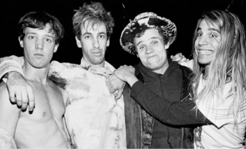 Netflix revive la prehistoria de los Red Hot Chili Peppers con un documental íntimo y trágico