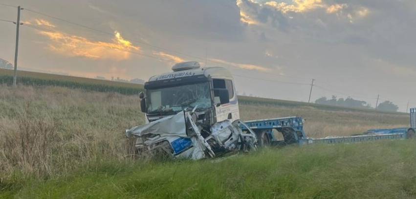 Identifican a dos de las tres víctimas del choque fatal en la ruta 33