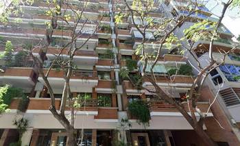 Citan a declarar a la escribana que certificó la compra del departamento de Adorni en Caballito