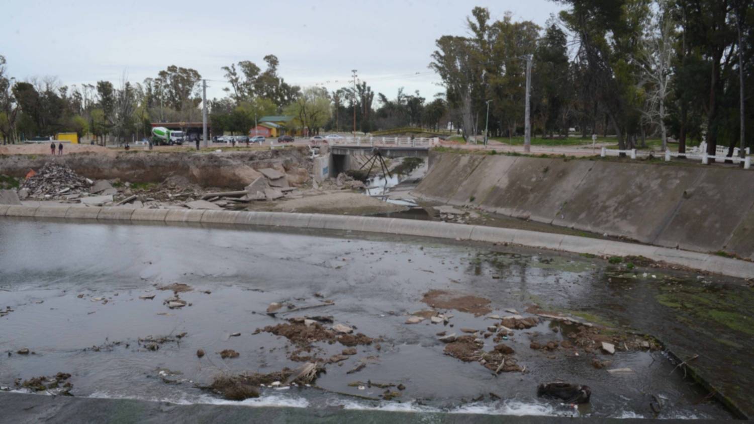 Qué pasará con el agua que llovió en las sierras y cómo afectará a Bahía Blanca