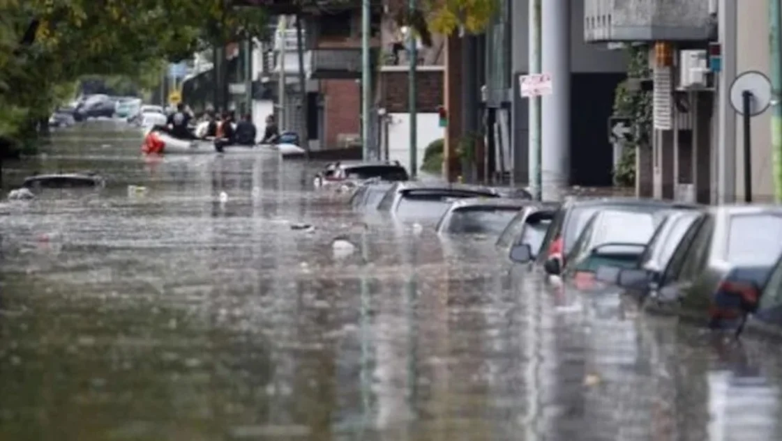 A 12 años de la inundación de La Plata: la catástrofe que dejó 89 muertos y aún deja dudas A 12 años de la inundación de La Plata: la catástrofe que dejó 89 muertos y aún deja dudas