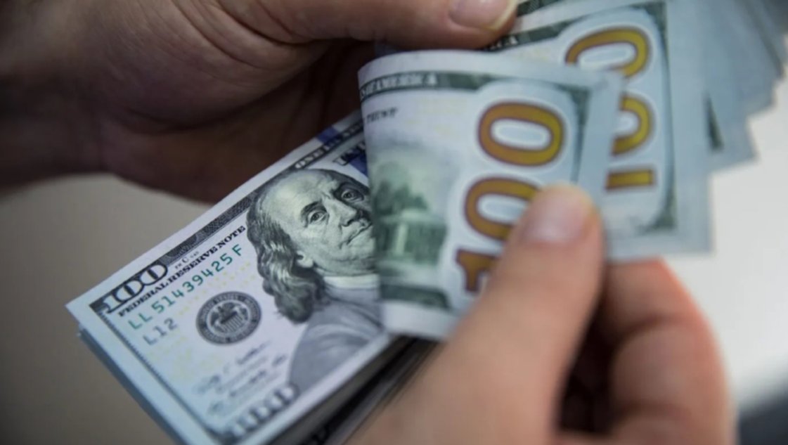 A cuánto abrirá y cerrará el dólar este lunes con el sistema de bandas de flotación sucia A cuánto abrirá y cerrará el dólar este lunes con el sistema de bandas de flotación sucia
