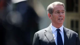 El secretario del Tesoro de EE. UU. llega al país: aranceles, FMI y el swap chino, en su agenda