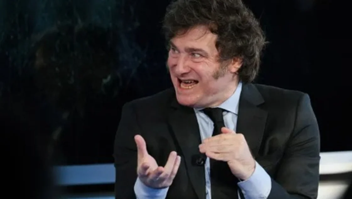 Milei dejó el manual libertario por la suba de la inflación: “Si te aumentan el precio, no compres” Milei dejó el manual libertario por la suba de la inflación: “Si te aumentan el precio, no compres”