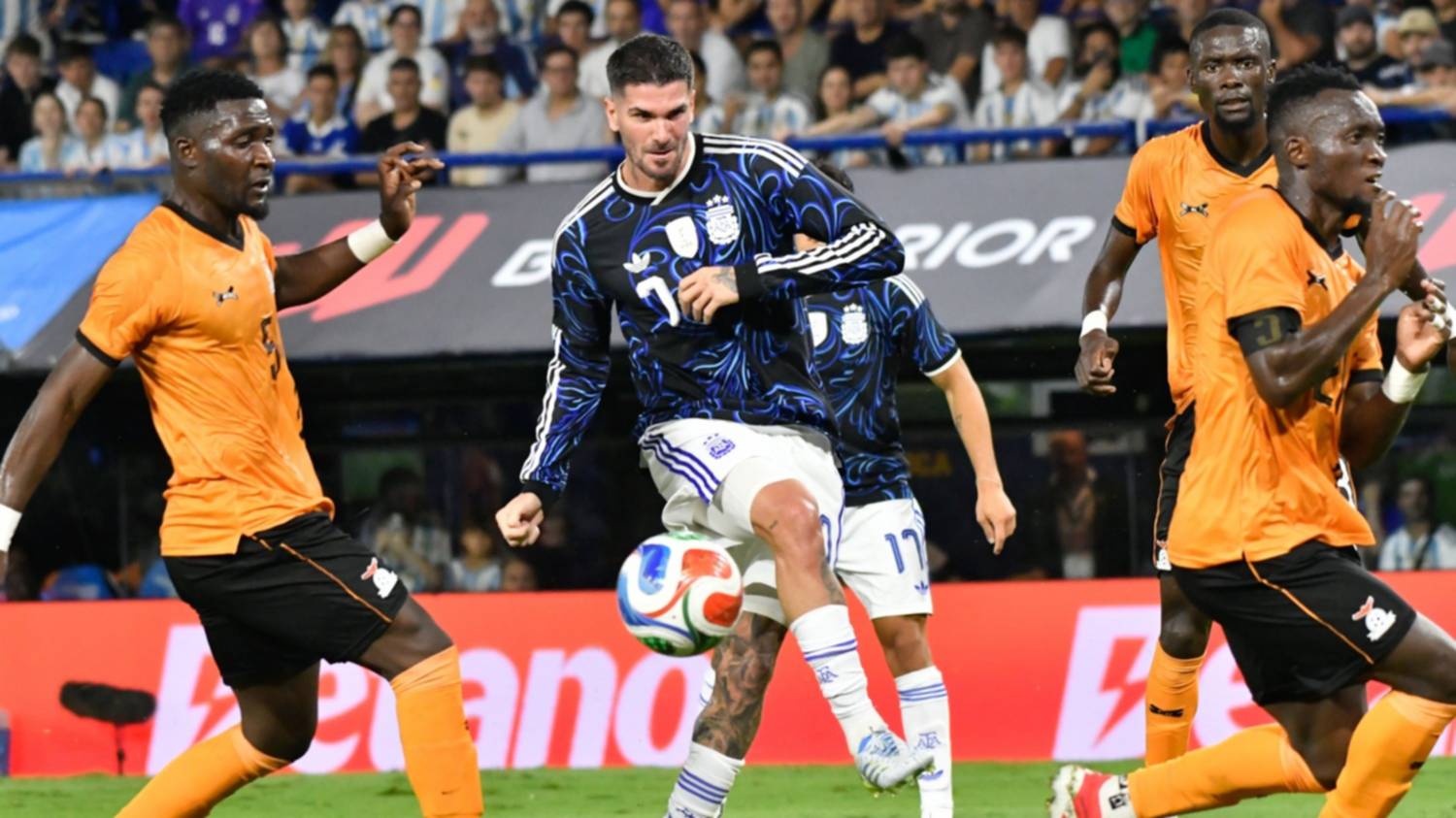 De Paul, en medio del escándalo en AFA: “Nosotros venimos a jugar al fútbol, no hacemos política"