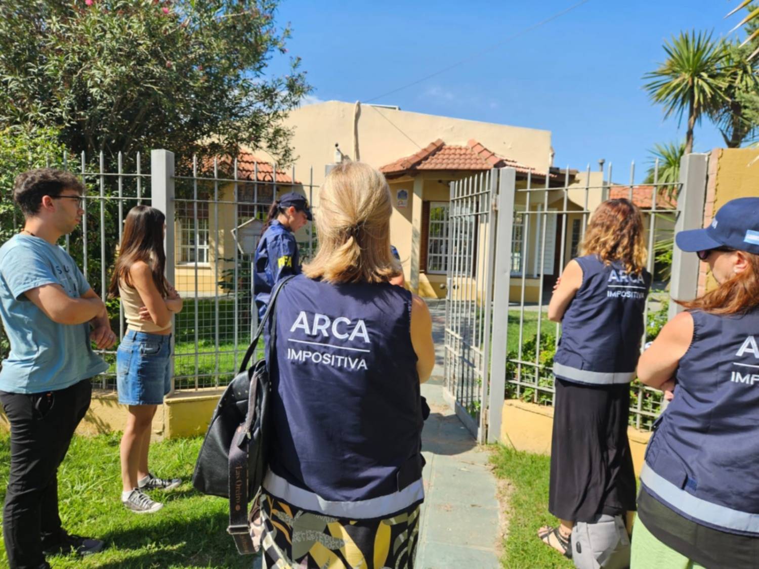 Investigan a un contador bahiense que aparentemente emitía facturas truchas