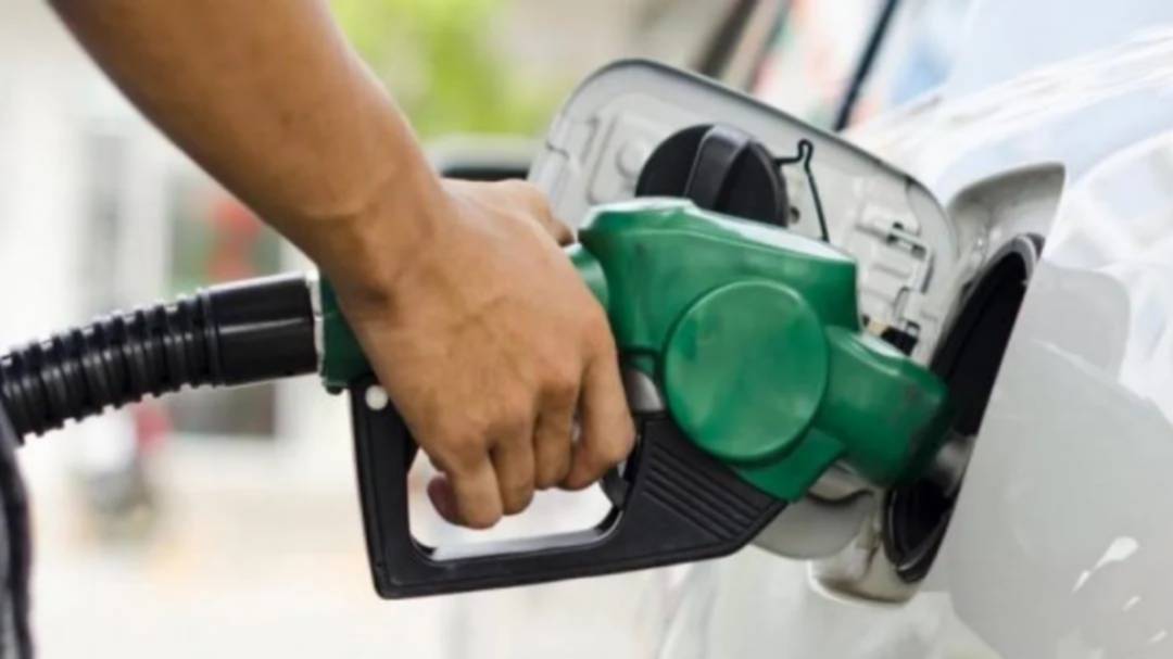 Preocupado por la inflación, el Gobierno bajó el precio del biodiesel para atenuar la suba del gasoil