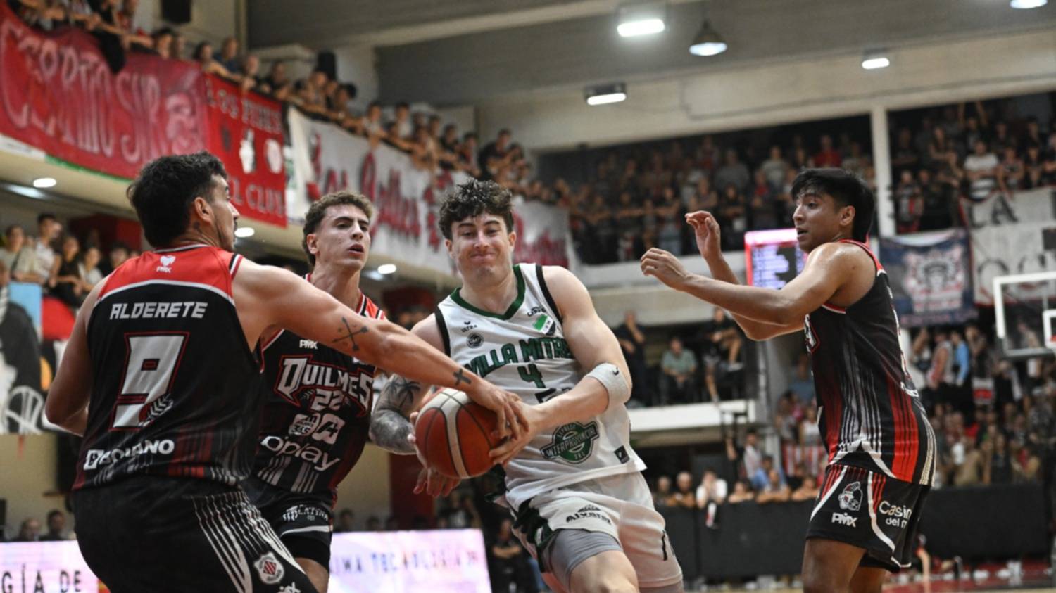 Villa Mitre necesita dar vuelta la página y empezar a escribir otra historia