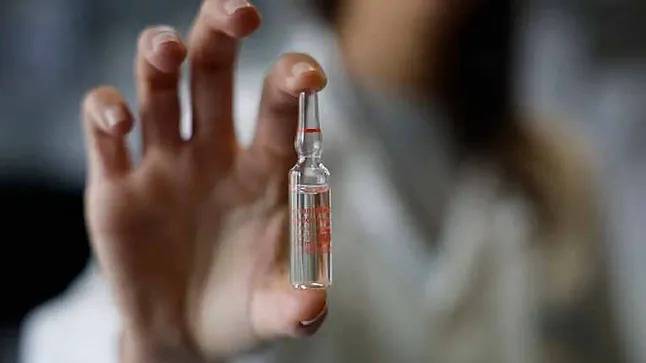 Otra muerte vinculada al propofol: un enfermero tenía 50 ampollas en su departamento