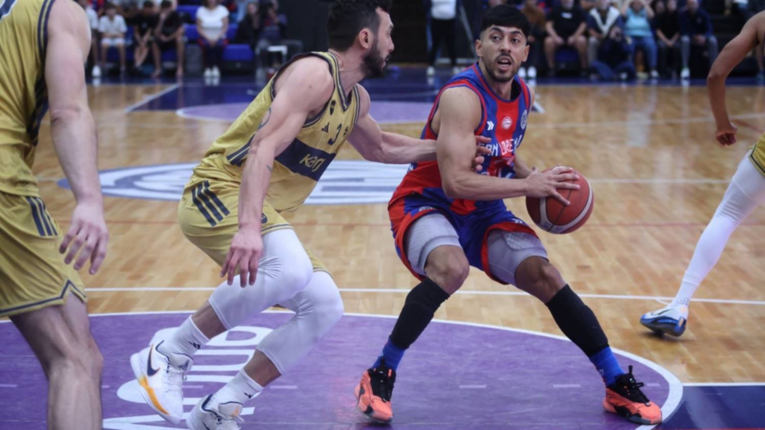 Con aporte bahiense, Boca se llevó una victoria clave en su visita a San Lorenzo