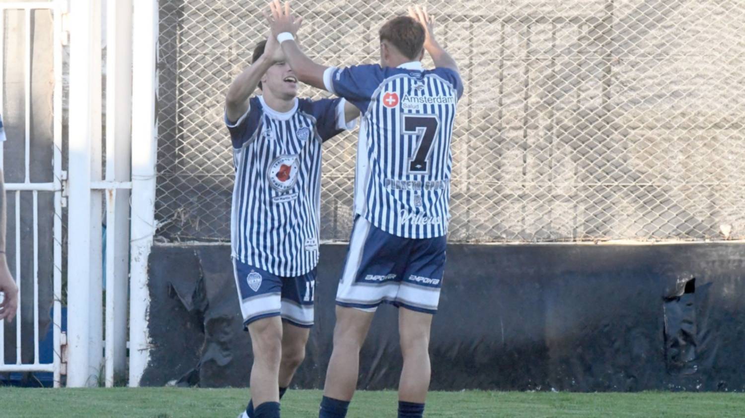 Nahuel Sánchez: "Siempre le queda una al 'Topo', pero hoy me quedó a mí"