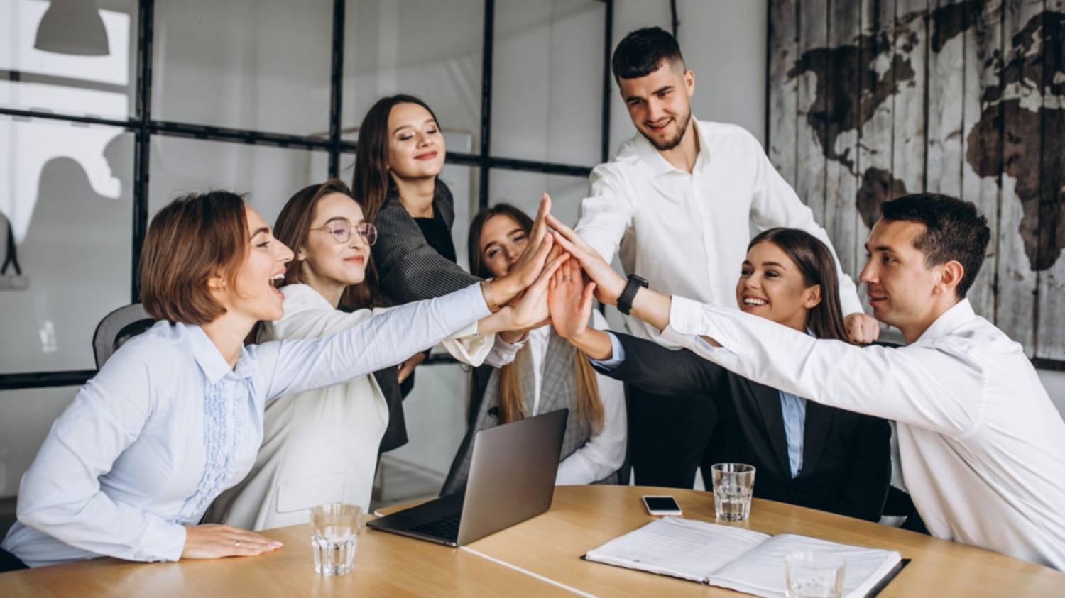 Del burnout al bienestar: el cambio de paradigma en el mundo laboral actual