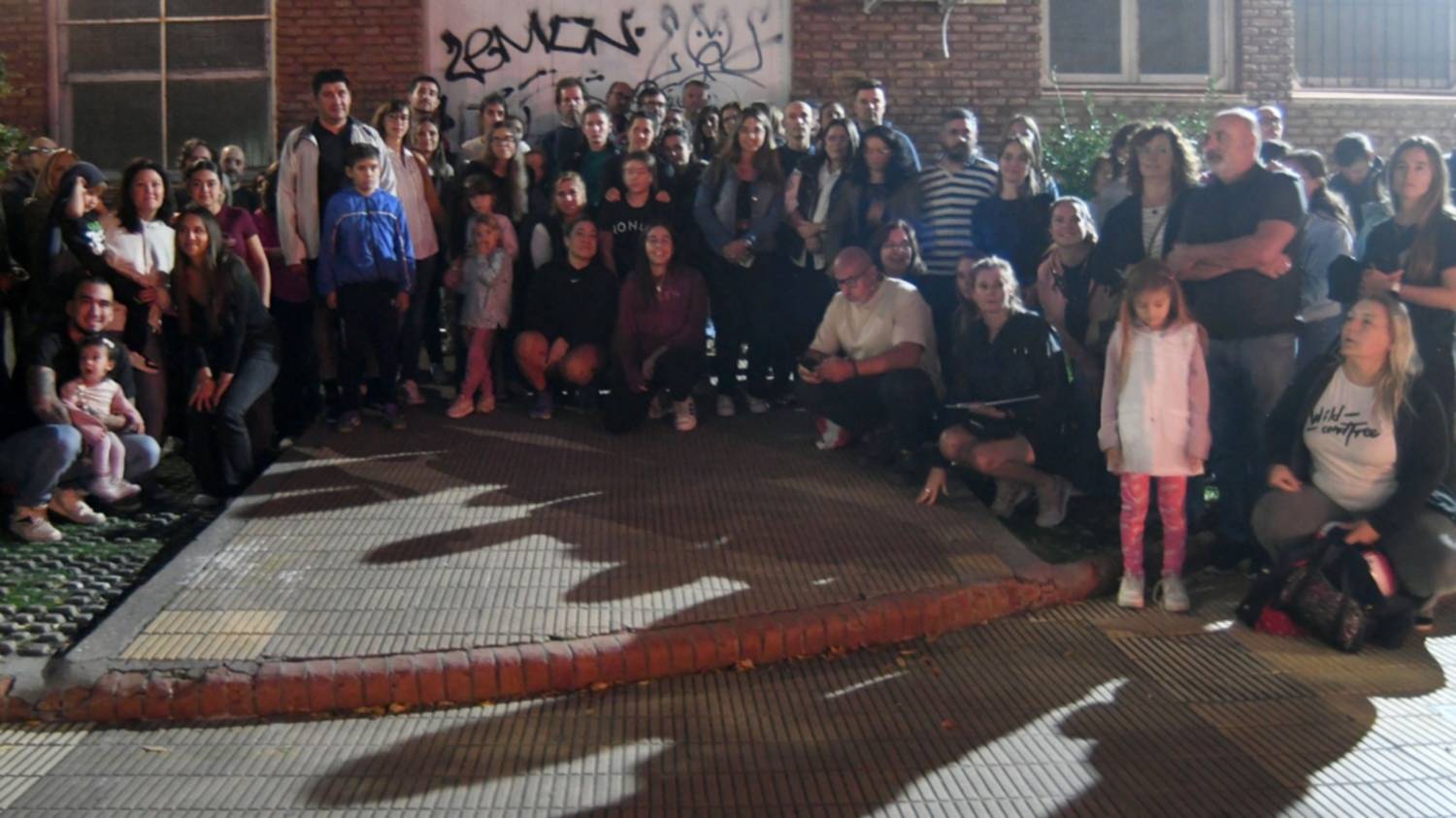 Padres de escuelas de la UNS reclaman por el impacto de los paros: “La educación está siendo vulnerada”