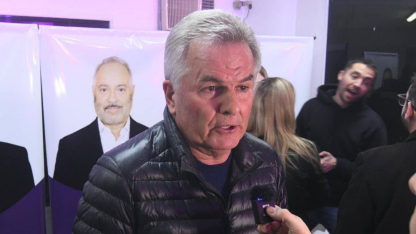 Gay propuso eliminar una de las cámaras legislativas de la provincia de Buenos Aires