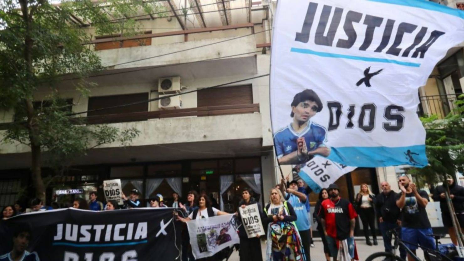Comienza el segundo juicio por la muerte de Maradona tras el escándalo de la ex jueza Makintach