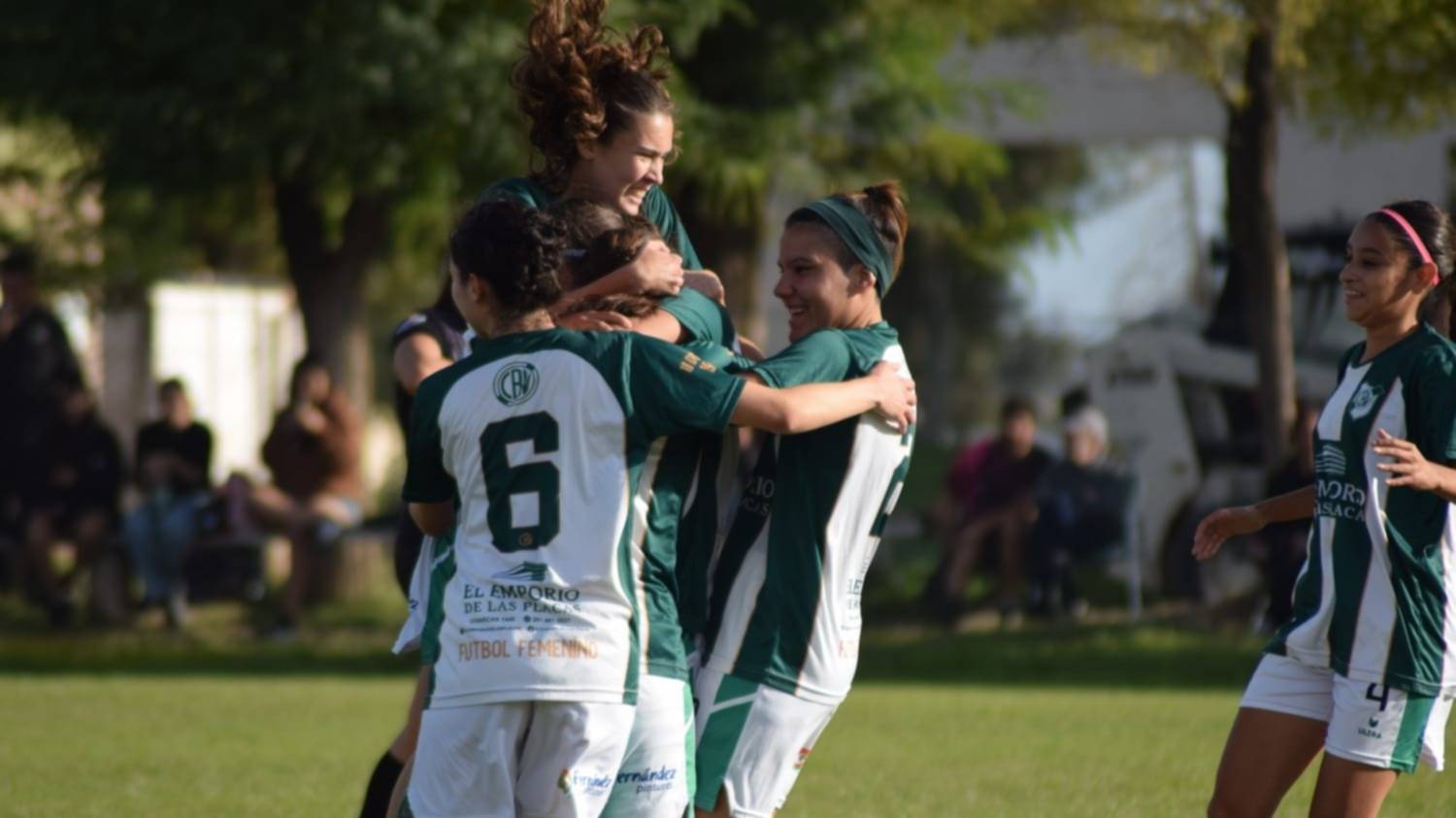 Fútbol femenino: AEC y STMBB comparten la cima en la Zona Campeonato y Liniers lidera en el ascenso
