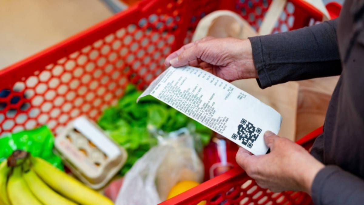 La canasta básica aumentó 2,6% en marzo y una familia necesitó más de $1.430.000 para no ser pobre