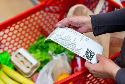 La canasta básica aumentó 2,6% en marzo y una familia necesitó más de $1.430.000 para no ser pobre - La Nueva