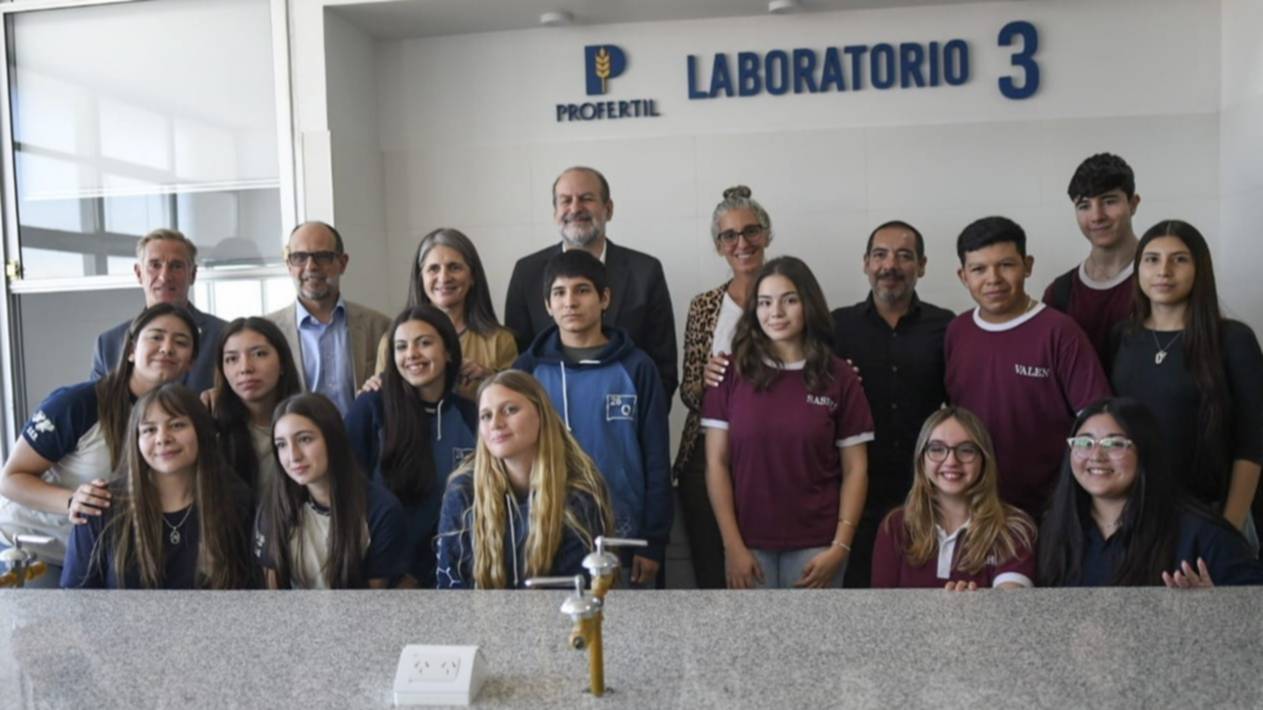 Reinauguraron los laboratorios de Química en la Escuela Técnica N°1 de Ingeniero White