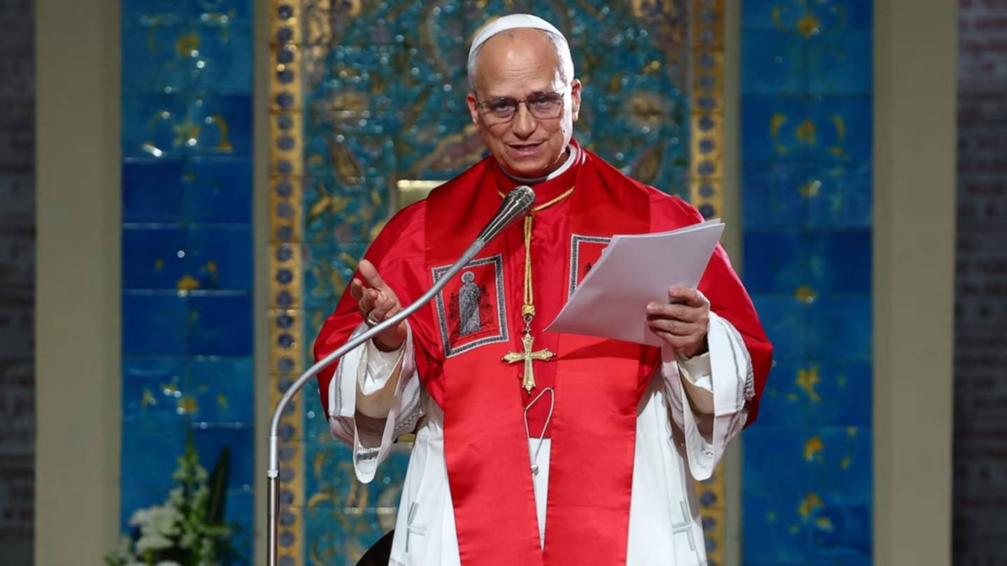 “El mundo está siendo destruido por un puñado de tiranos”: el duro diagnóstico del papa León XIV