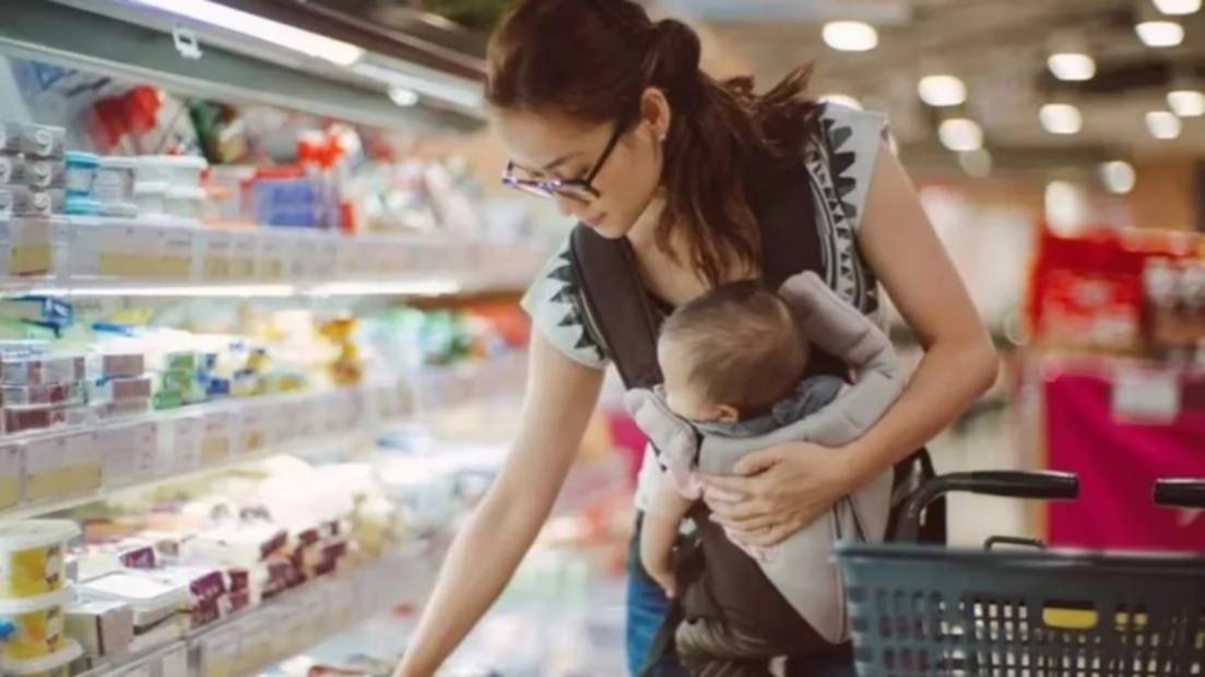 Cuánto se necesitó en marzo para criar un hijo en la Argentina según el INDEC