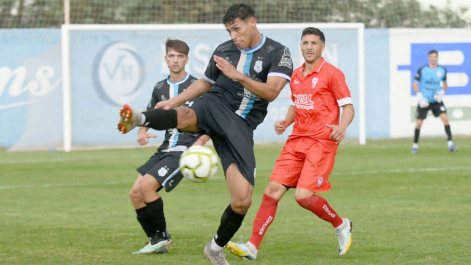 Apertura liguista: Huracán no pasó del empate y Dublin no para de sorprender