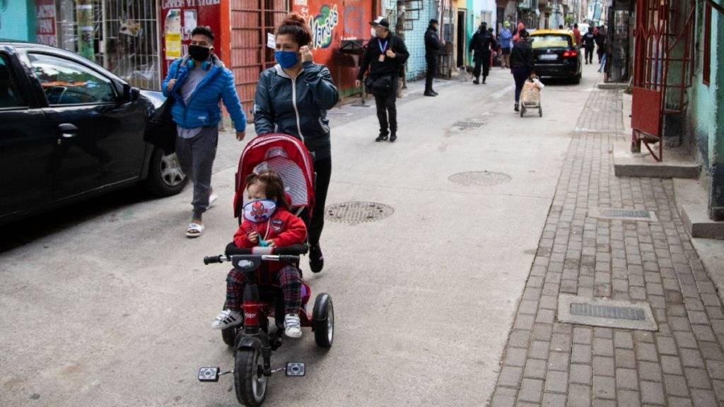 Afirnan que la pobreza infantil bajó 25% respecto a la que dejó el Gobierno anterior