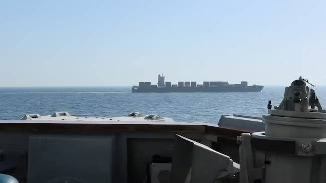 Trump informó que fuerzas de EE.UU. capturaron un carguero iraní tras abrir fuego