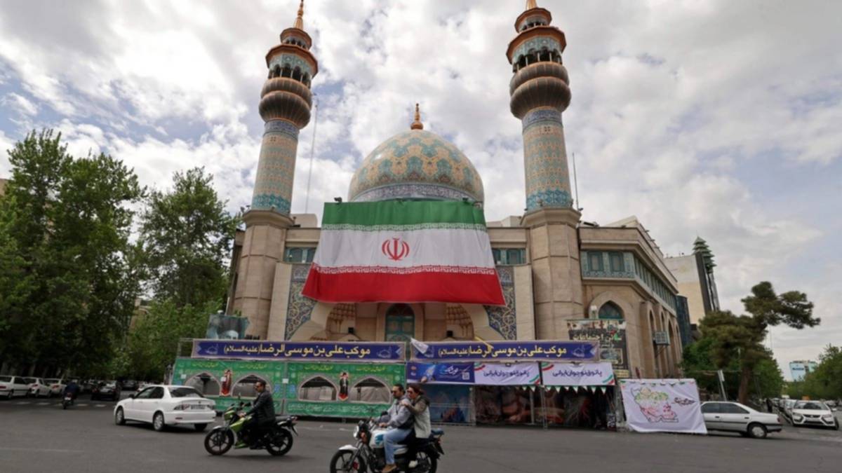 El régimen de Irán promete represalias contra la "piratería marítima armada" estadounidense