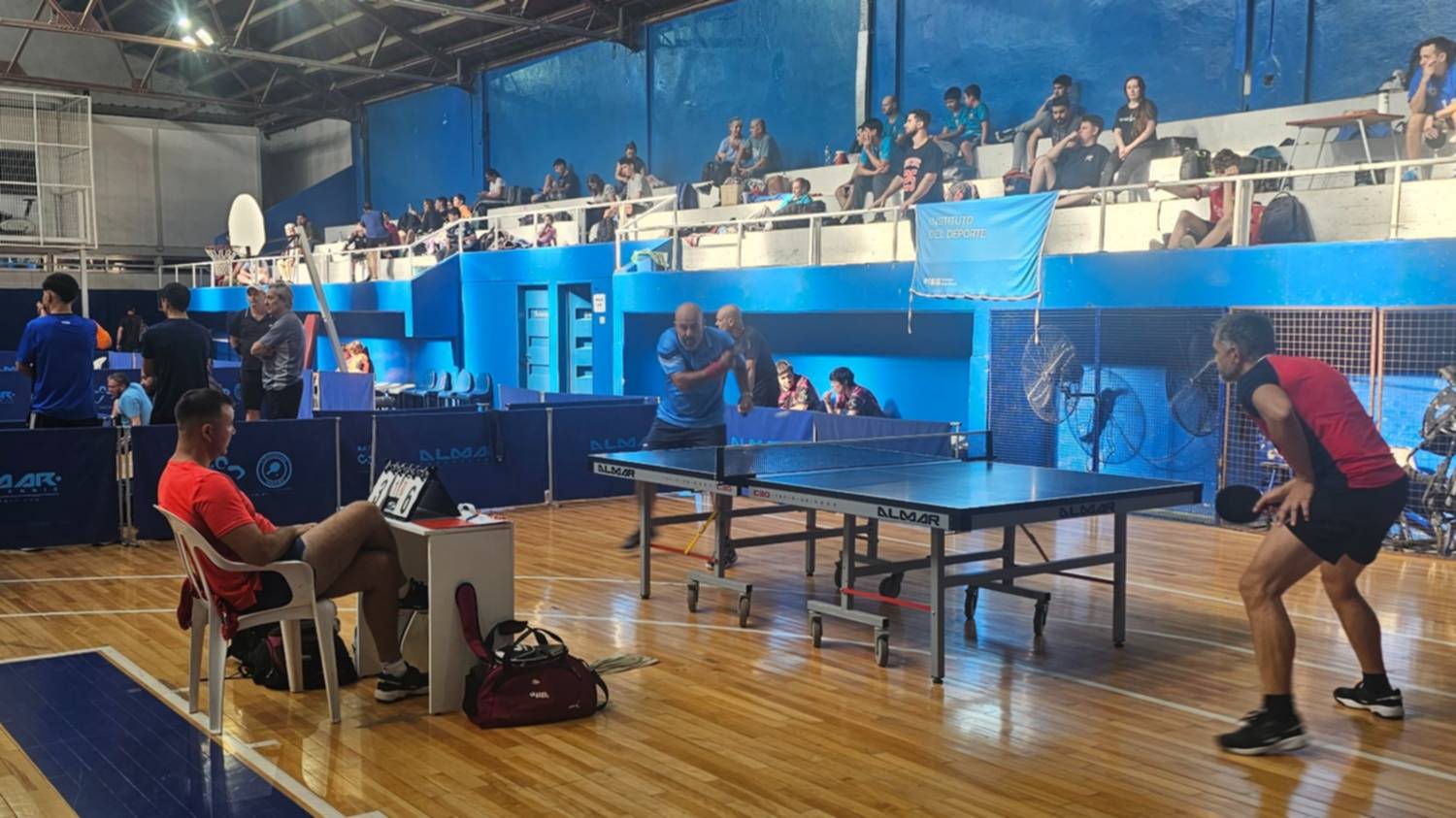 Tenis de mesa: se vivió una jornada a pleno en el Polideportivo Norte
