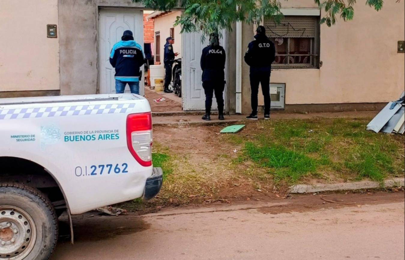 Allanan en Punta Alta por el robo de una moto en Bahía: dos aprehendidos