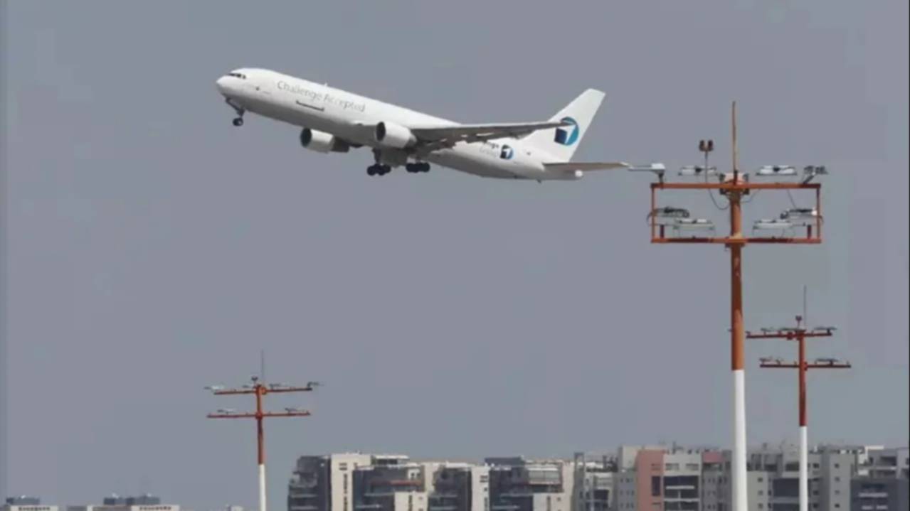 Irán restableció sus conexiones aéreas internacionales tras dos meses de conflicto