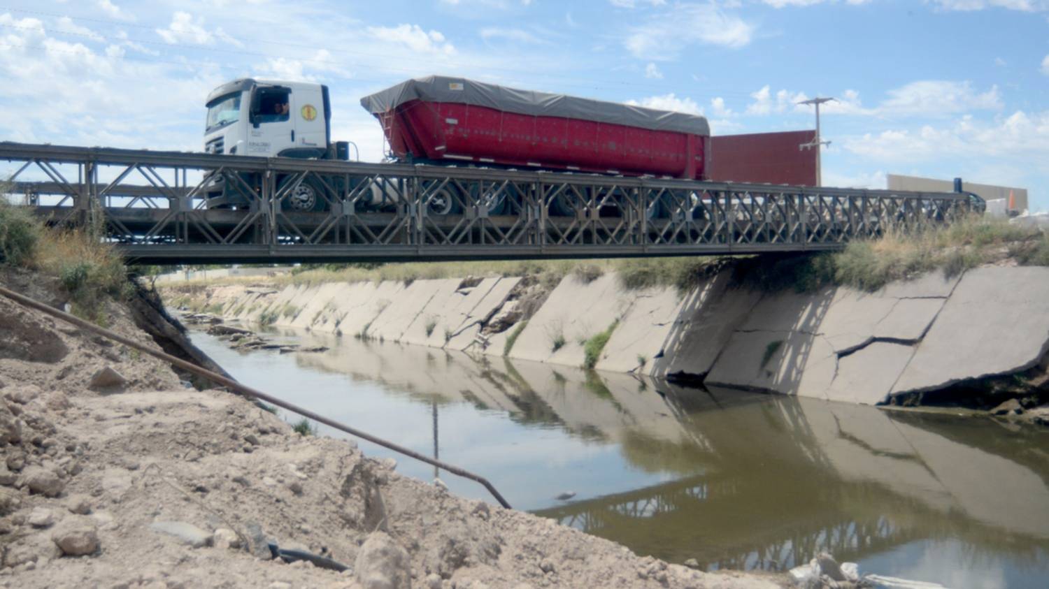 Establecen nuevos límites para los puentes en la ruta nacional 3 en el acceso a Bahía
