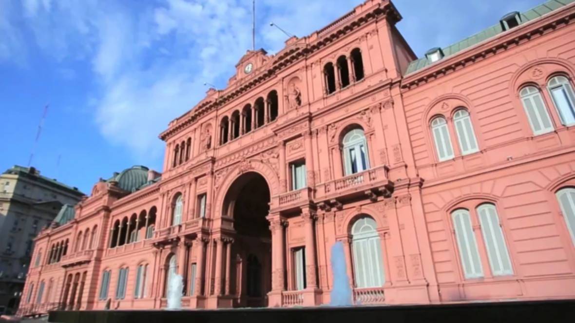 Con una conferencia de Adorni, reabre la sala de periodistas de la Casa Rosada