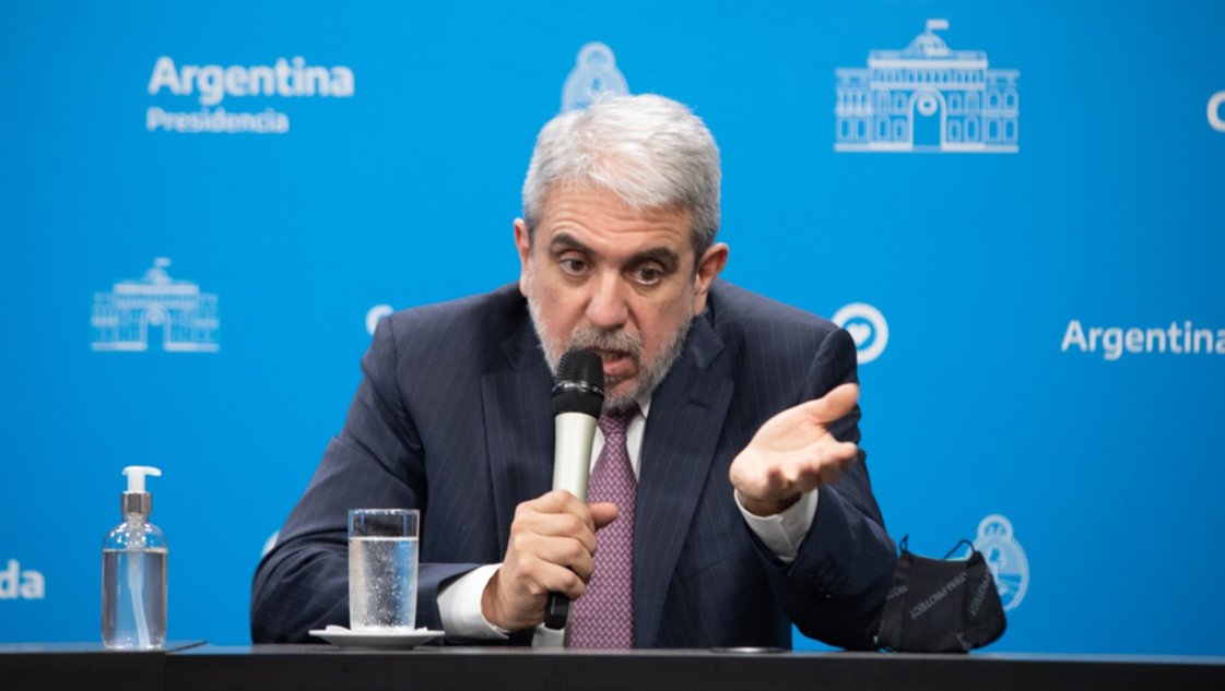 Aníbal Fernández afirmó que "sería el tipo más feliz" si el FdT encontrara un candidato de consenso Aníbal Fernández afirmó que "sería el tipo más feliz" si el FdT encontrara un candidato de consenso