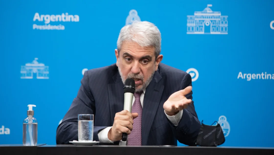 Aníbal Fernández afirmó que "sería el tipo más feliz" si el FdT encontrara un candidato de consenso Aníbal Fernández afirmó que "sería el tipo más feliz" si el FdT encontrara un candidato de consenso